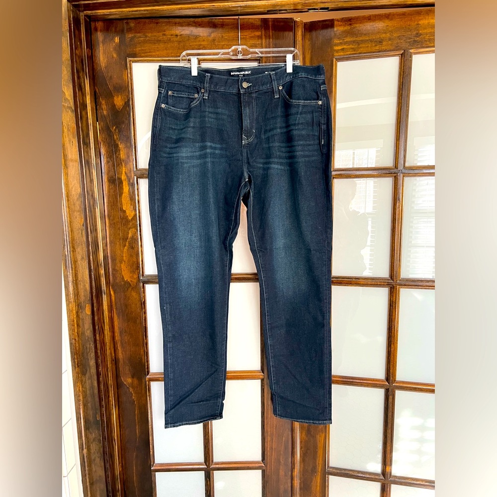 Banana Republic Men's Jeans.  38x34. Never worn!